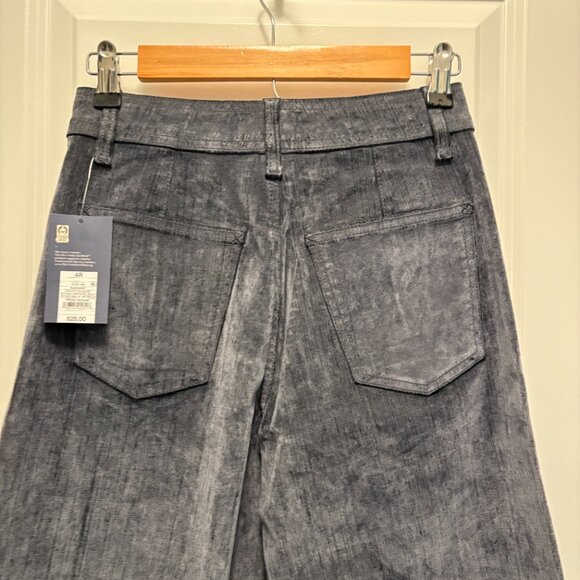 Universal Thread High Rise Sailor Wide Leg Super Stretch Jeans Size 4 NWT - Picture 4 of 8